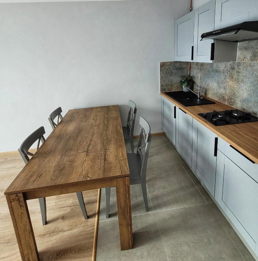 Tk Apartment *